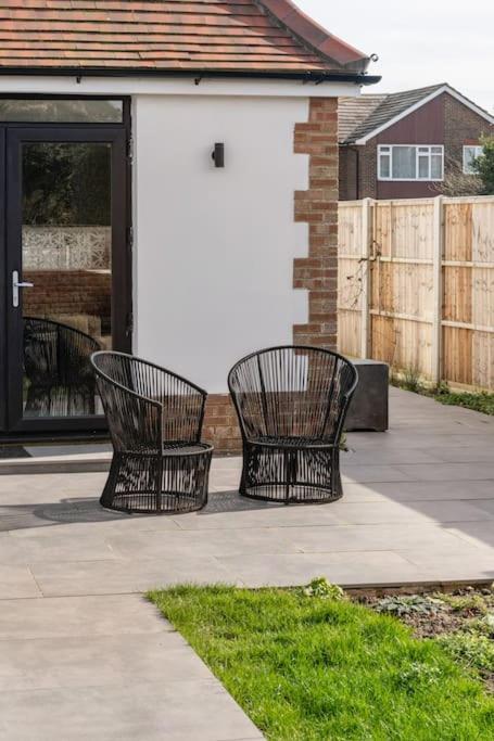 Home By The Sea In Rustington Exterior photo