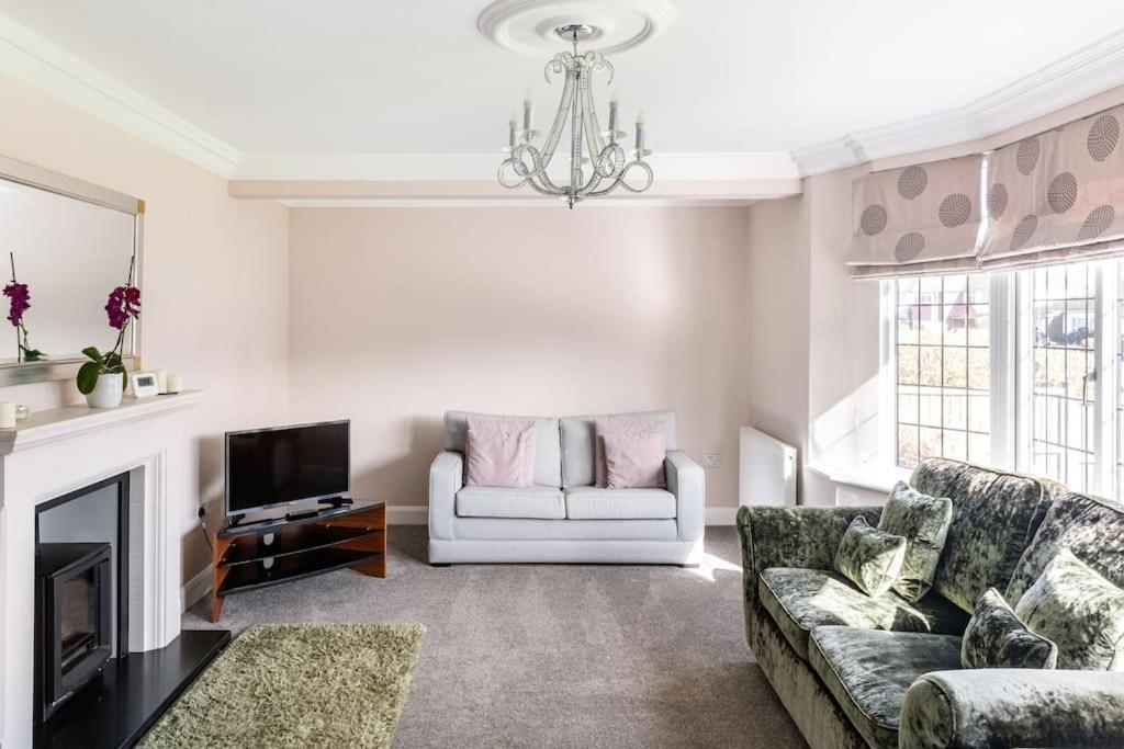 Home By The Sea In Rustington Exterior photo